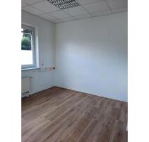 Büroräume hell - 462,00 EUR Kaltmiete, in Lauterbach (Hessen) (PLZ: 36341)