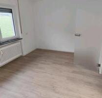 kernsanierte 4 Zimmerwohnung - 1.250,00&nbsp;EUR Kaltmiete, ca.&nbsp; 100,00&nbsp;m&sup2; in Schuttertal (PLZ: 77978)