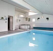 Silvester-Ferienhaus mit Pool in Lønstrup (DK) für 10 P. + 2 H. - Flensburg