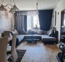3-Raum-Whg. mit Badewanne,Balkon u. tollem Ausblick + Einbauküche - Gera Lusan