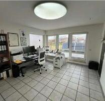 Renovierte 1- Zimmerwohnung 48m² mit Einbauküche und Terrasse - Gerbrunn