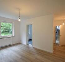 Erstbezug nach Sanierung! Bezugsfreie 4-Zi-Whg mit Balkon in Langenberg - Velbert