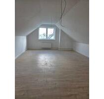 Stilvolle, modernisierte 3-Zimmer-Maisonette-Wohnung mit Balkon i - Hannover Linden-Limmer