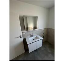 3-Zimmer Wohnung in Illingen - 1.000,00 EUR Kaltmiete, ca.  75,00 m² in Vaihingen an der Enz (PLZ: 71665)
