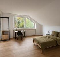 Großes WG Zimmer + Balkon in Wohnung Bad Zwischenahn zu vermieten