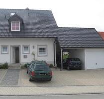 Doppelhaushälfte in 84144 Geisenhausen