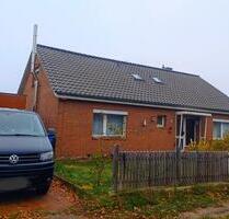 Provisionsfrei: Einfamilienhaus in Lilienthal Feldrandlage