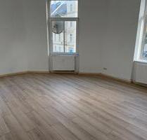 6 7 8 Raumwohnung mit drei Bädern Zentrum-Döbeln 04720