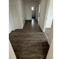 Ob alleine oder zu zweit: Helle 2-Zimmer-Wohnung mit Balkon - Gauting