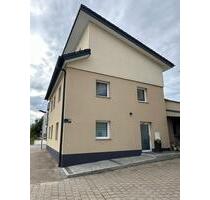 Modernisiertes Einfamilienhaus mit neuem DG - provisionsfrei - Donaueschingen