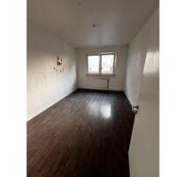 3 Zimmer Erdgeschoss Wohnung - 1.160,00 EUR Kaltmiete, ca.  75,00 m² in Wuppertal (PLZ: 42105) Elberfeld