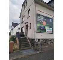 Großes freistehendes Einfamilienhaus mit guter Lage - Bad Marienberg (Westerwald)