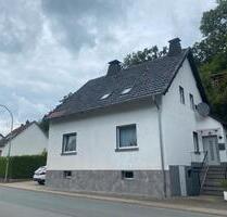 Charmantes Einfamilienhaus mit großen Grundstück - Marsberg