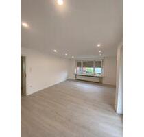 Frisch renovierte 4-Zimmer Wohnung mit Balkon - Forchheim