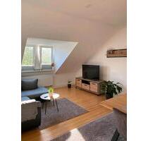 Helle DG Wohnung im Rheingauviertel (2,5ZKB) - Wiesbaden Südost