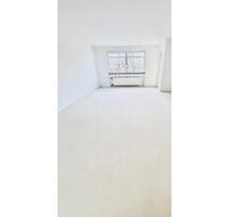 Frisch sanierte 3-Zimmer-Wohnung in Forstenried mit 2 Loggien - München Thalkirchen-Obersendling-Forstenried-Fürstenried-S