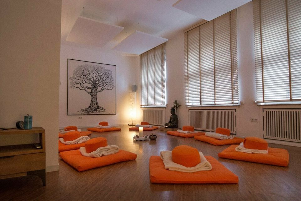 Gruppenraum für Körperarbeit, Meditation, Selbsterfahrung etc. - Duisburg Laar