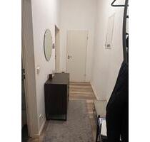 Schöne 2 Zimmer Wohnung, Altbau im Wedding, nur Frauen - Berlin Mitte