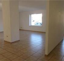 2-Zi. Wohnung - grosszügig geschnitten, hell und freundlich - Ellefeld