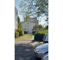 3 Zimmerwohnung mit Küche, Bad, Balkon und Garage - Egelsbach