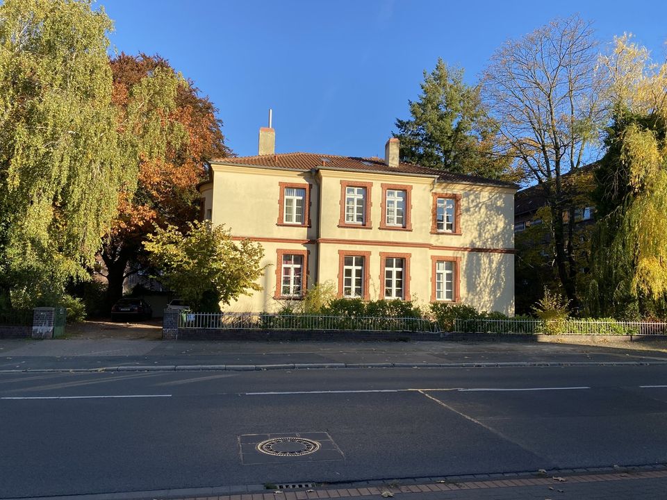 Mietwohnung in der Stadt Villa mit Balkone - Hannover Linden-Limmer