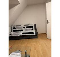 Dachgeschosswohnung nur anrufen 017656846021 - München Sendling-Westpark