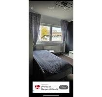 Schöne Wohnung in Beuel - 750,00 EUR Kaltmiete, ca.  32,00 m² in Bonn (PLZ: 53225) Beuel-Mitte