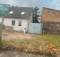 Doppelhaushalte zu verkaufen - 245.000,00&nbsp;EUR Kaufpreis, ca.&nbsp; 80,00&nbsp;m&sup2; in Berlin (PLZ: 12685) Marzahn-Hellersdorf