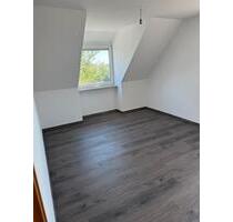 Komplett renovierte 2,5 Zimmer Wohnung in Bergrheinfeld