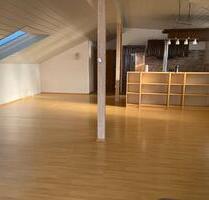 Dachgeschosswohnung - 900,00 EUR Kaltmiete, in Senden (PLZ: 89250)