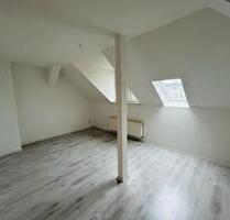 Charmantes Dachgeschoss für Sie! - Chemnitz Bernsdorf