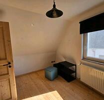WG Zimmer perfekt gelegen - 450,00 EUR Kaltmiete, in Teublitz (PLZ: 93158)