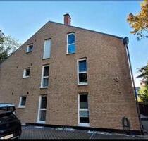 2 Zimmer Wohnung - Frisch Saniert ! Inkl. Küche etc.. - Rüsselsheim am Main