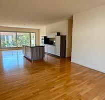 2.300,00 EUR Kaltmiete, ca.  132,00 m² in Berlin (PLZ: 13507) Reinickendorf