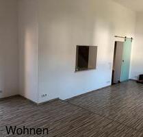 Schöne drei Zimmer Wohnung - 890,00 EUR Kaltmiete, in Ergoldsbach (PLZ: 84061) Langenhettenbach