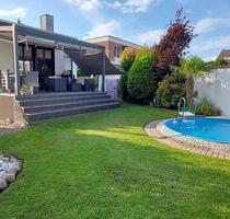 FREISTEHENDES EINFAMILIENHAUS * BUNGALOW * POOL * EXTRAS - Mönchengladbach Ost