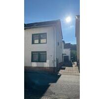 Doppelhaushälfte in ruhiger zentraler Lage von Neuwied Heddesdorf