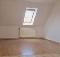 Charmante 2-Raum-Wohnung unter dem Dach – perfekt für Singles und Paare - Frankenberg (Sachsen)