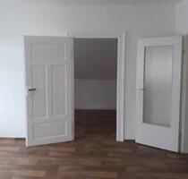 schöne helle 3 Zimmer Wohnung - 220,00 EUR Kaltmiete, ca.  57,00 m² in Chemnitz (PLZ: 09131) Ebersdorf