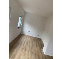 3 ZKB Wohnung mit Balkon im Herzen von Algenrodt, Idar-Oberstein