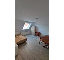Freie Zimmer ab 1.6 - 500,00 EUR Kaltmiete, ca.  20,00 m² in Adendorf (PLZ: 21365)
