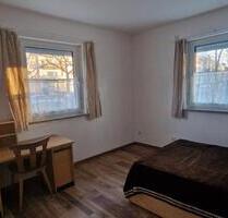 1 schön möbliertes ruhiges Zimmer in DHH-München_SchwabingNord_U2