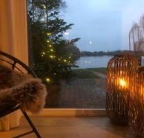 Weihnachten am See - Ferienhaus mit Seeblick und Kaminofen... - Großefehn