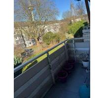 2,5 Zimmer + Balkon in Essen-Holsterhausen