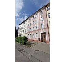 3 Zimmer-Wohnung mit Tageslichtbad neu renoviert in Gera