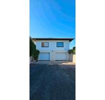 Großzügiger sonniger Bungalow - 670.000,00 EUR Kaufpreis, ca.  127,00 m² in Altenmarkt an der Alz (PLZ: 83352)