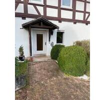 5-Zimmer-Wohnung mit eigenem Garten, Terrasse und Garagenoption - Katlenburg-Lindau