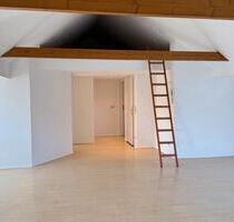 3-Raum DG-Wohnung mit Charm - 500,00 EUR Kaltmiete, ca.  73,00 m² in Dessau-Roßlau (PLZ: 06849)