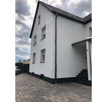 Haus in Bad Lippspringe - 499.000,00 EUR Kaufpreis, ca.  236,90 m² in Bad Lippspringe (PLZ: 33175)