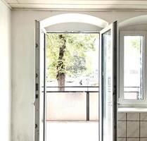 2-Zimmer Wohnung in zentraler Lage ca. 50qm, EG mit Balkon - Nürnberg Hasenbuck